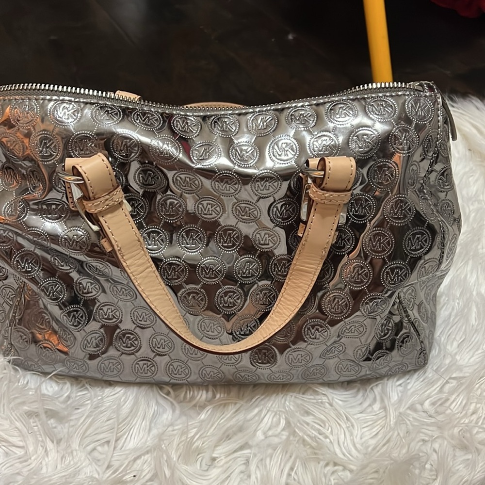 Brand new MK BAG AND WALLET - Picture 4 of 8